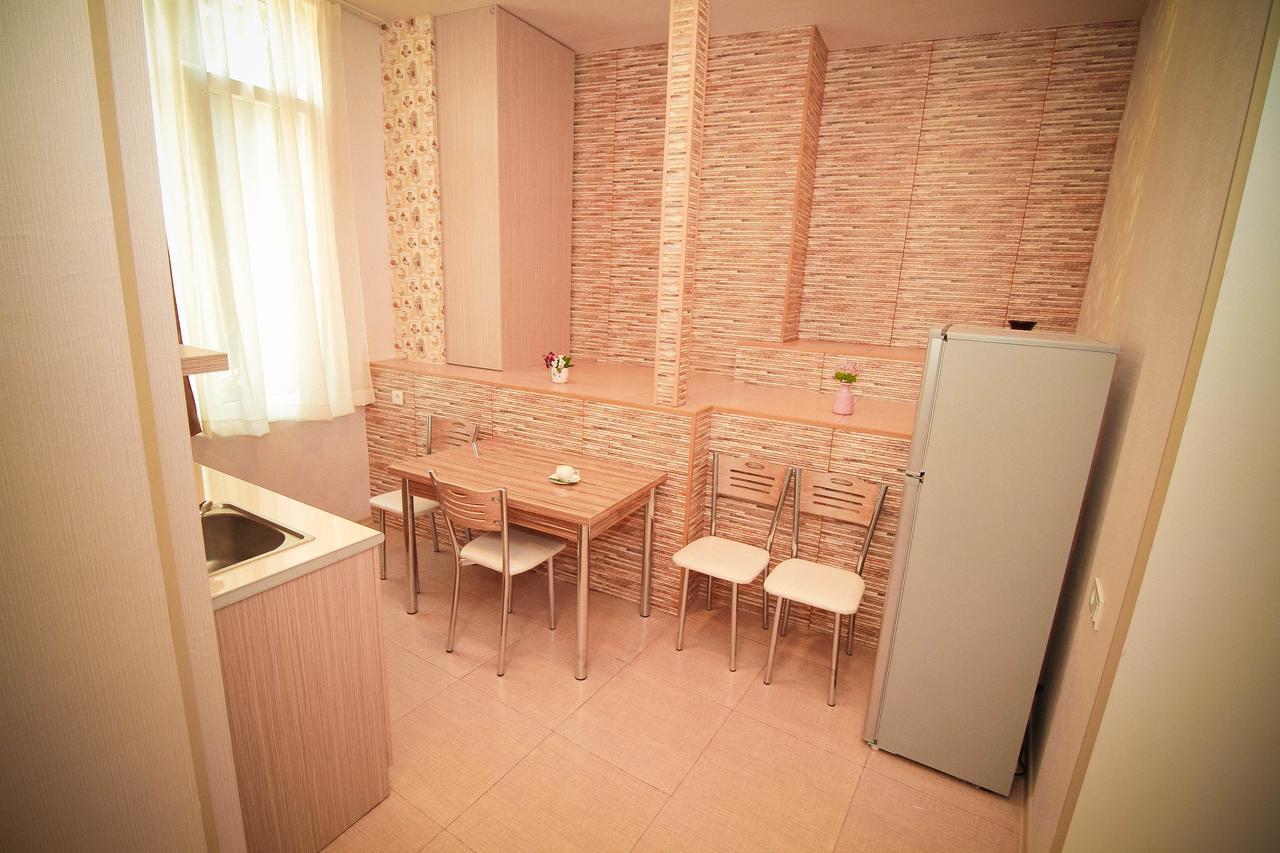 Holiday House Tbilisi Eksteriør bilde